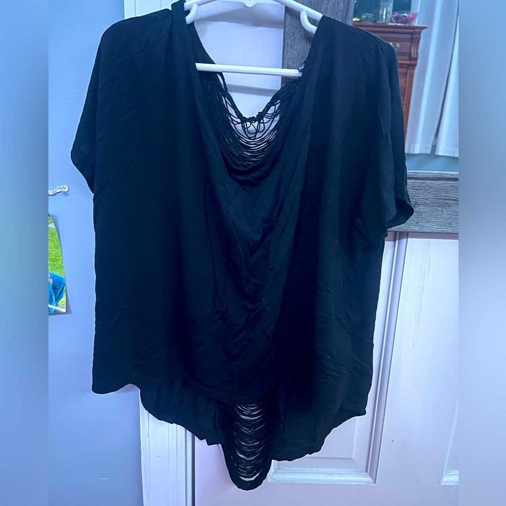 Cropped T